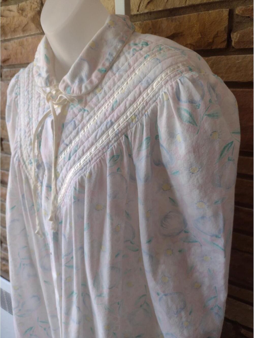 1960s Hampton House Floral Robe L/XL Quilted Yoke ROA Klikit Snaps Pockets